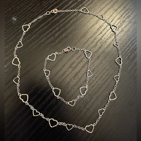 Giani Bernini Heart Set with Silver 14 inch Necklace and 7 inch Bracelet - Picture 2 of 2